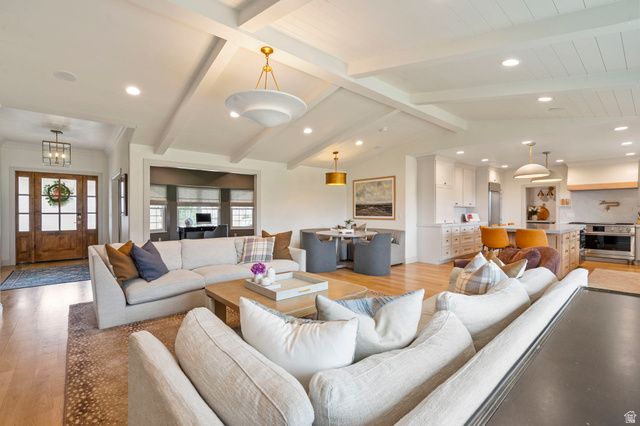 10686 N JERLING DR, Highland, UT 84003