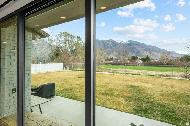 10686 N JERLING DR, Highland, UT 84003