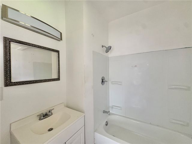 1613 6th St, Corpus Christi, TX 78404