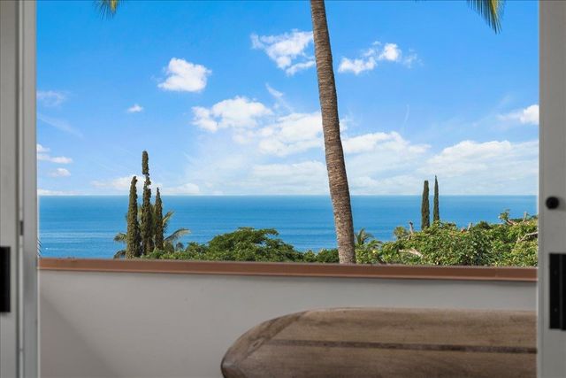 135 Kaimanu Pl, Kihei, HI 96753