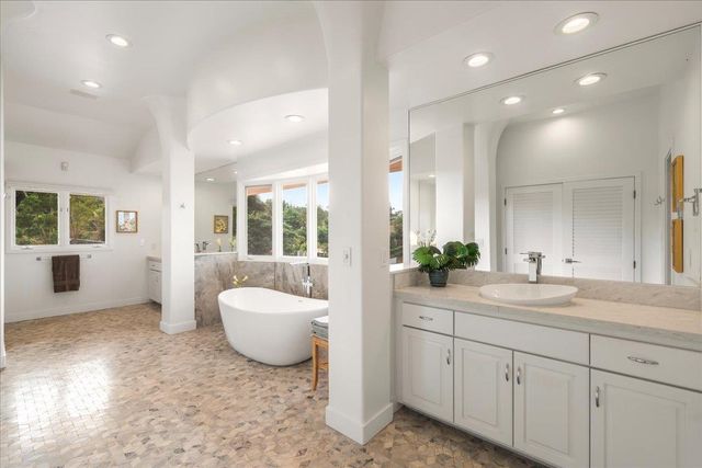 135 Kaimanu Pl, Kihei, HI 96753