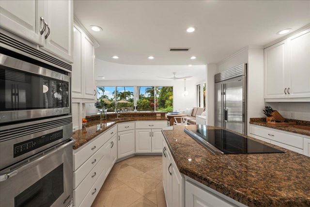 135 Kaimanu Pl, Kihei, HI 96753