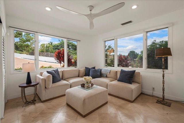 135 Kaimanu Pl, Kihei, HI 96753