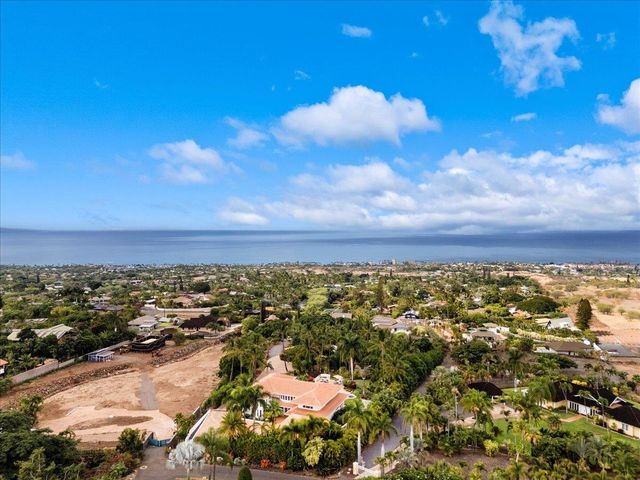 135 Kaimanu Pl, Kihei, HI 96753