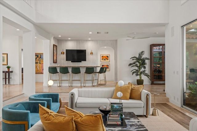 135 Kaimanu Pl, Kihei, HI 96753