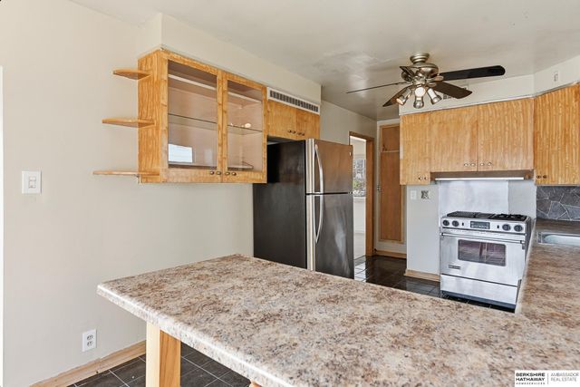 3420 N 42nd Street, Omaha, NE 68111