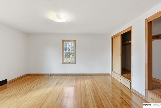 3420 N 42nd Street, Omaha, NE 68111