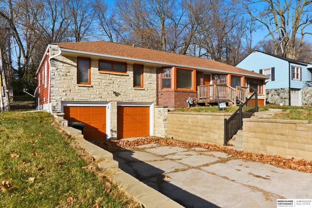 3420 N 42nd Street, Omaha, NE 68111