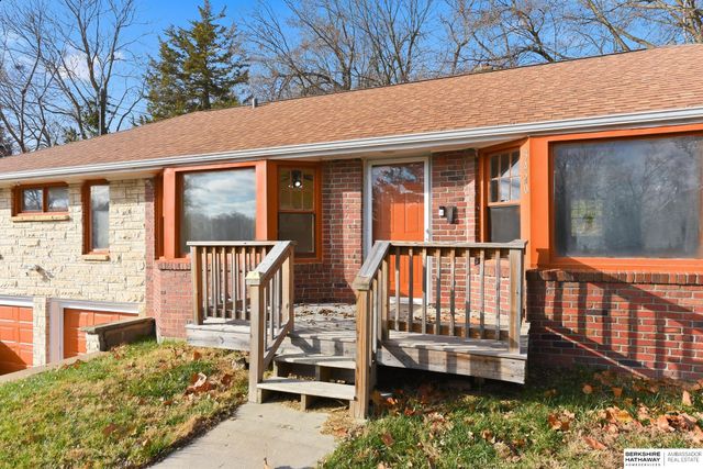 3420 N 42nd Street, Omaha, NE 68111