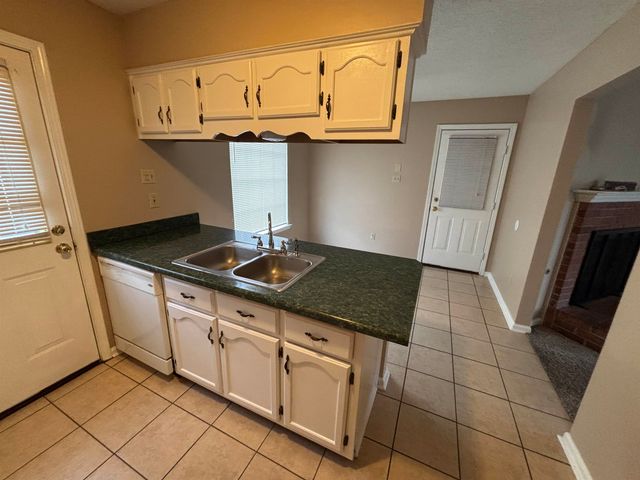 4315 S APPIAN CV, Memphis, TN 38128