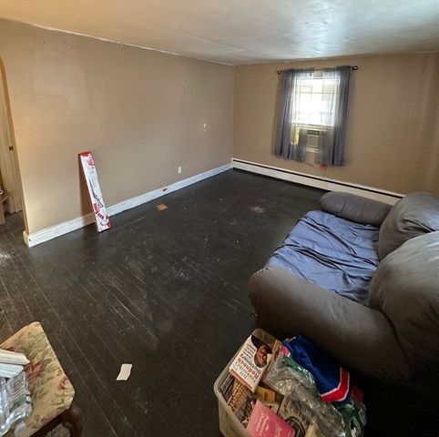 55 Bartley St, Wakefield, MA 01880