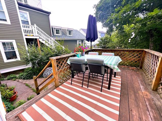 131 Carolina Ave, Boston, MA 02130