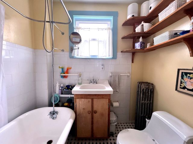 131 Carolina Ave, Boston, MA 02130