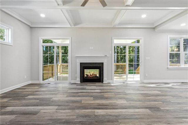 6 Landing CIR, Williamsburg, VA 23188