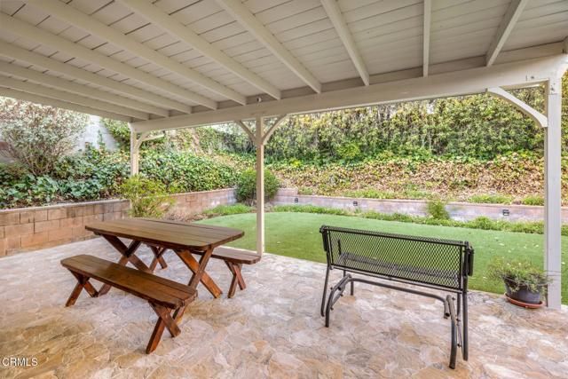 3641 Los Amigos Street, La Crescenta, CA 91214