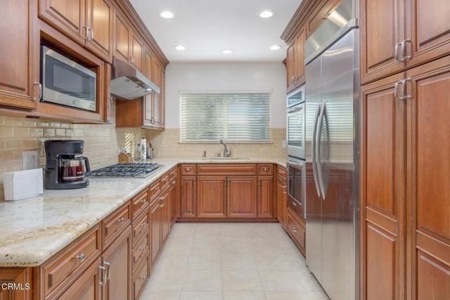 3641 Los Amigos Street, La Crescenta, CA 91214