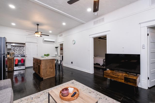 3523 W 10th Street, Little Rock, AR 72204