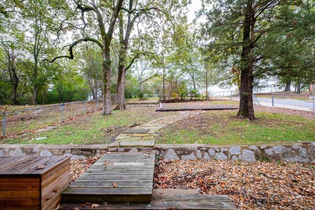 3523 W 10th Street, Little Rock, AR 72204