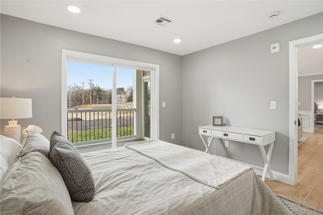 9 Joseph N Zenga Jr Boulevard 307, East Greenwich, RI 02818