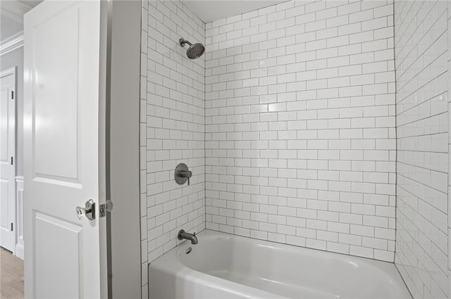 9 Joseph N Zenga Jr Boulevard 307, East Greenwich, RI 02818