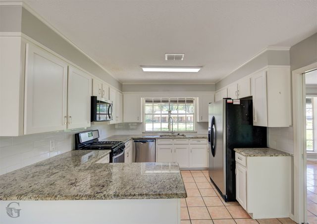 8113 Dogwood Trail, Haughton, LA 71037