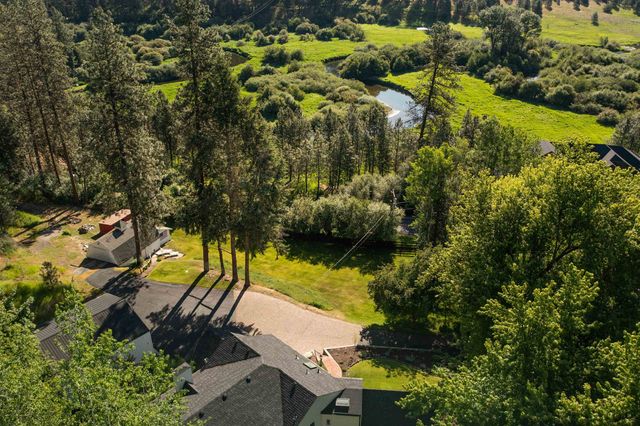 19009 N Little Spokane Dr, Colbert, WA 99005