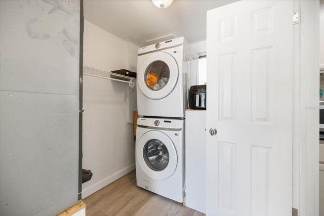 324 E GREEN STREET, Englewood, FL 34223