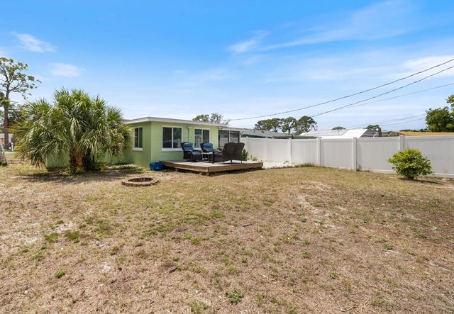 324 E GREEN STREET, Englewood, FL 34223