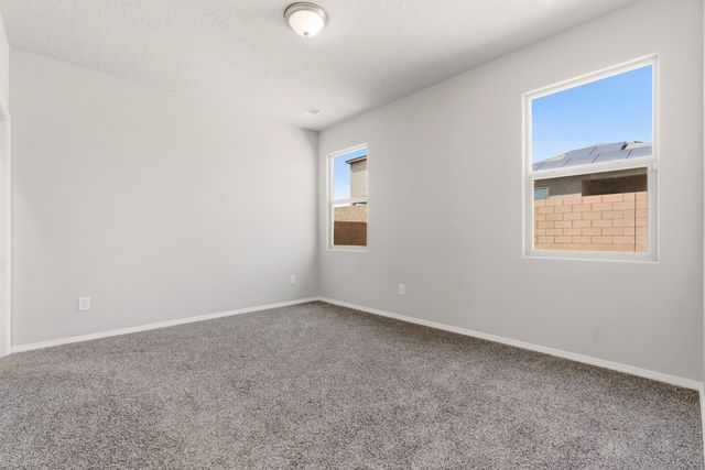 10671 Savoya Lane SW, Albuquerque, NM 87121