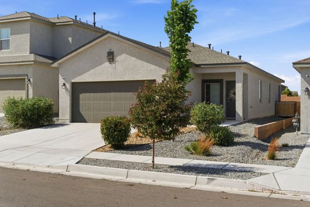 10671 Savoya Lane SW, Albuquerque, NM 87121