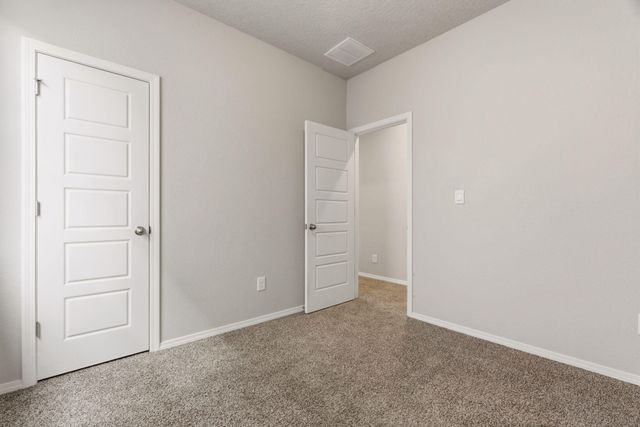 10671 Savoya Lane SW, Albuquerque, NM 87121