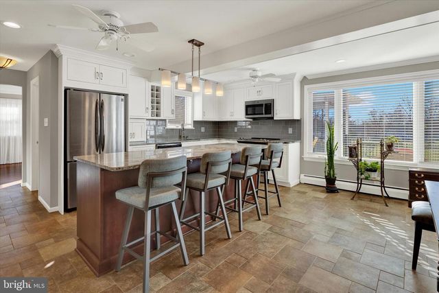 510 WOODVIEW DR, Exton, PA 19341