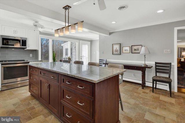 510 WOODVIEW DR, Exton, PA 19341