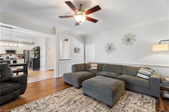 4775 Century Oaks Lane, Winston-salem, NC 27106