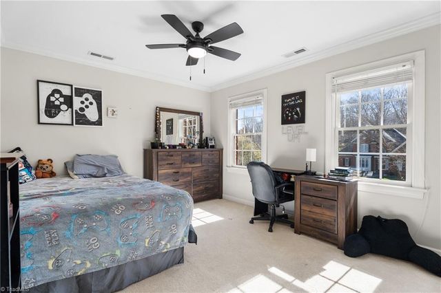 4775 Century Oaks Lane, Winston-salem, NC 27106