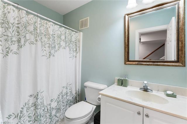 4775 Century Oaks Lane, Winston-salem, NC 27106