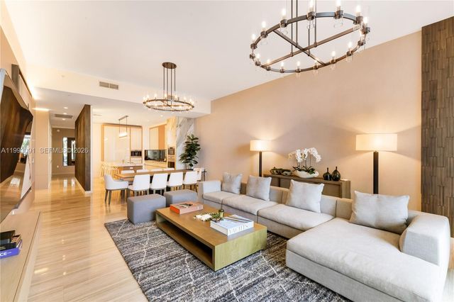 2821 S Bayshore Dr 6B, Miami, FL 33133