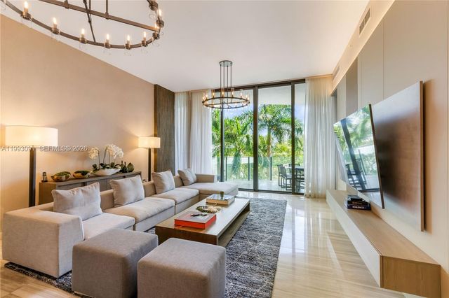 2821 S Bayshore Dr 6B, Miami, FL 33133