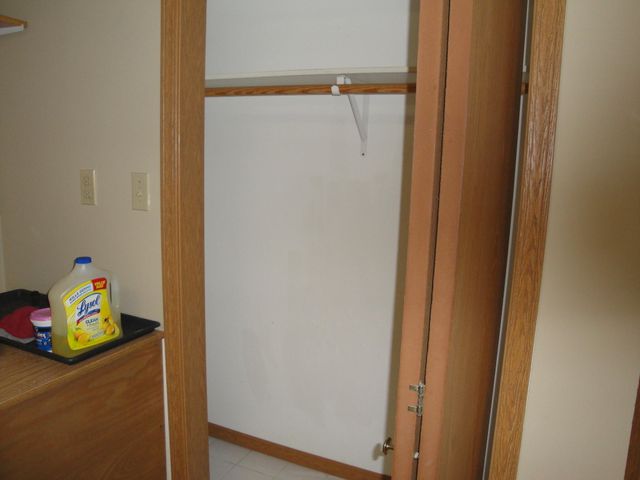 11724 S Magoun Drive, St. John, IN 46373