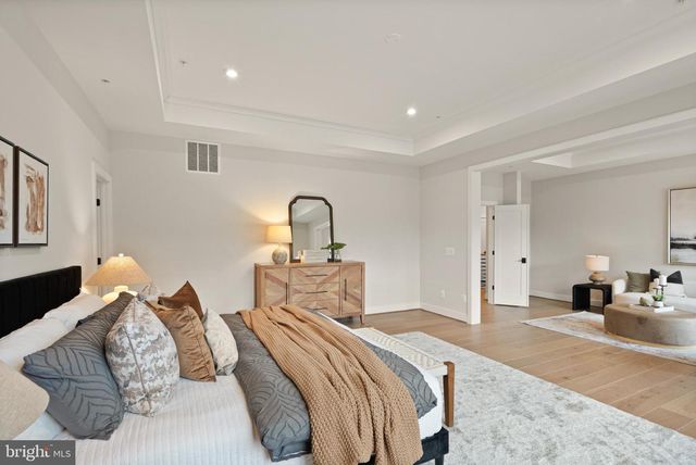 7203 BARNETT RD, Bethesda, MD 20817