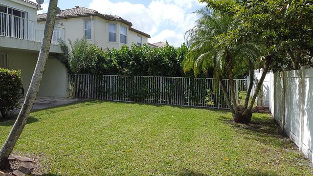 9861 Woodworth Court, Wellington, FL 33414