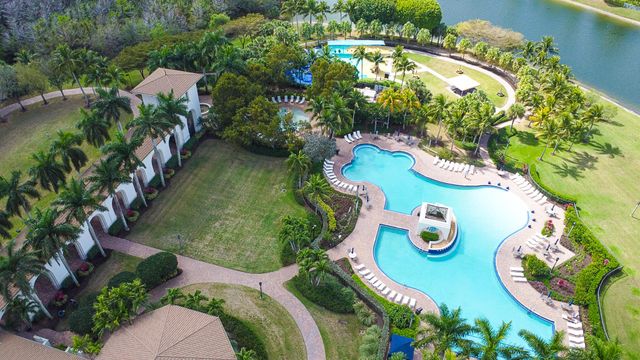 9861 Woodworth Court, Wellington, FL 33414