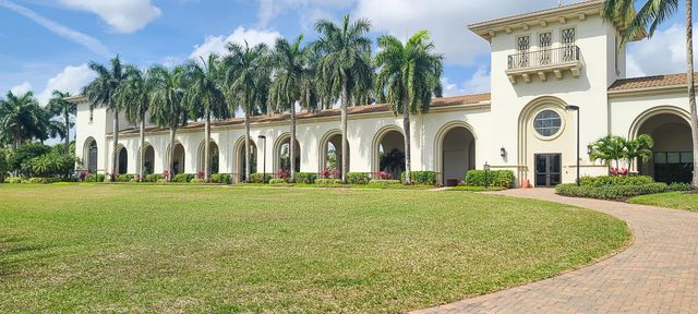 9861 Woodworth Court, Wellington, FL 33414