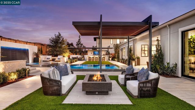 18501 Corte Damian, Morgan Hill, CA 95037