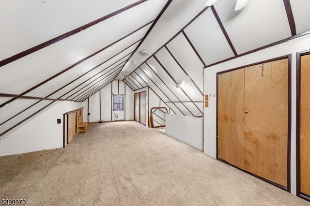 160 W Colfax Ave, Roselle Park Boro, NJ 07204