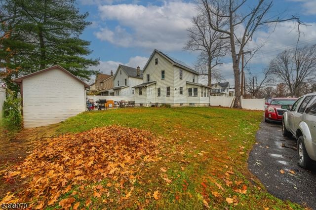 160 W Colfax Ave, Roselle Park Boro, NJ 07204