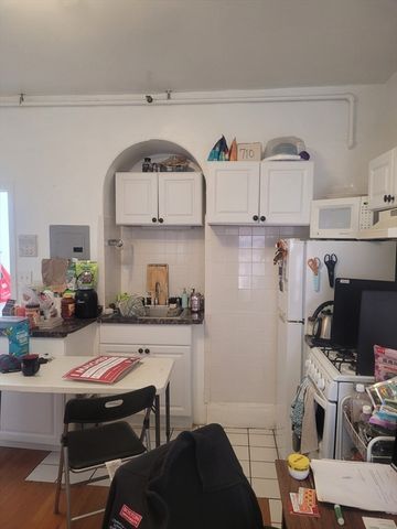 109 Dartmouth St 27, Boston, MA 02116