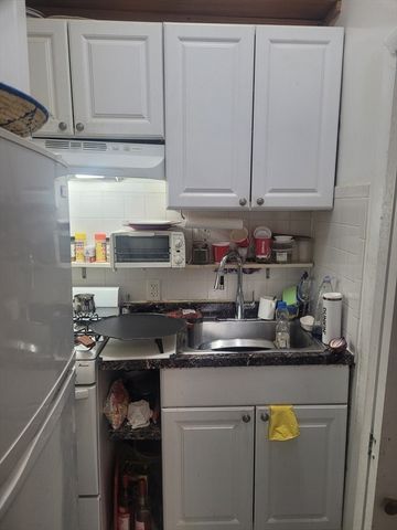 109 Dartmouth St 27, Boston, MA 02116