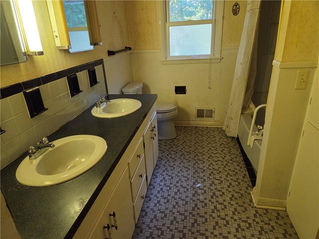29 Berna Lane, Chili, NY 14624