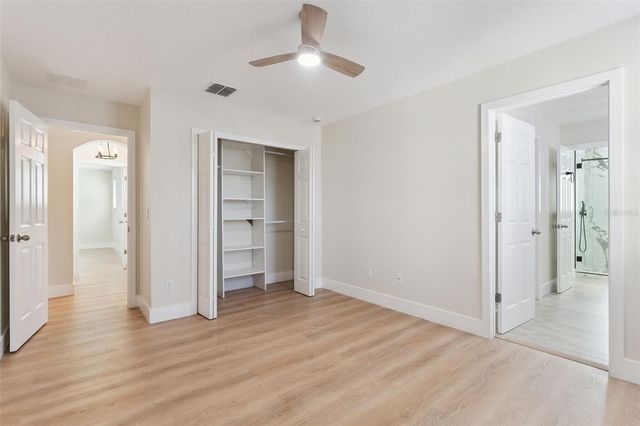 6615 HELMSLEY CIRCLE, Windermere, FL 34786